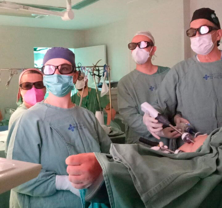 COM realiza a primeira Cirurgia Bariátrica 3D em Porto Alegre