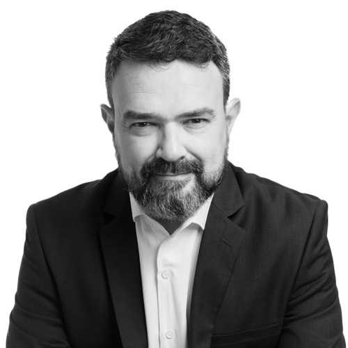 Dr. José Adolfo Cerveira